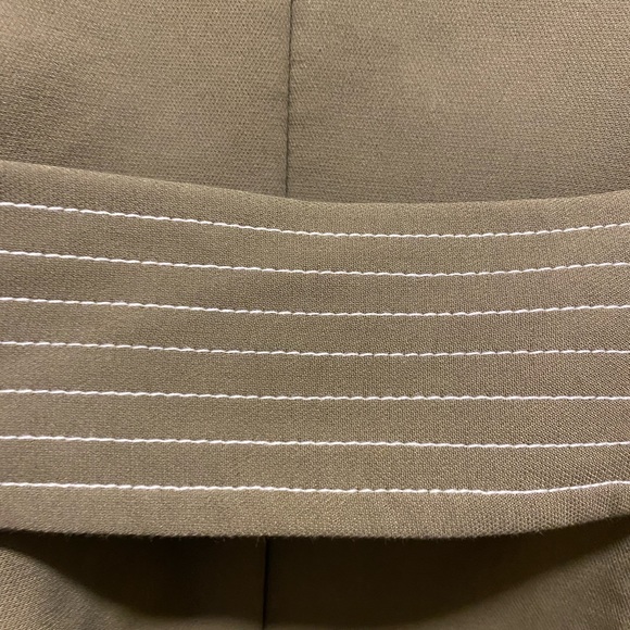 DIANE VON FURSTENBERG LUXURY OLIVE DRESS - Picture 3 of 6